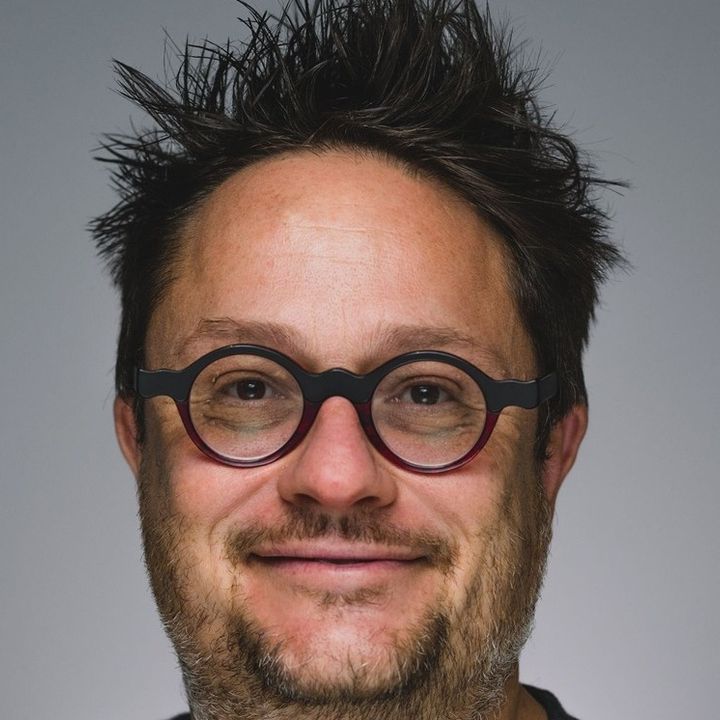 Aaron Hurst Headshot